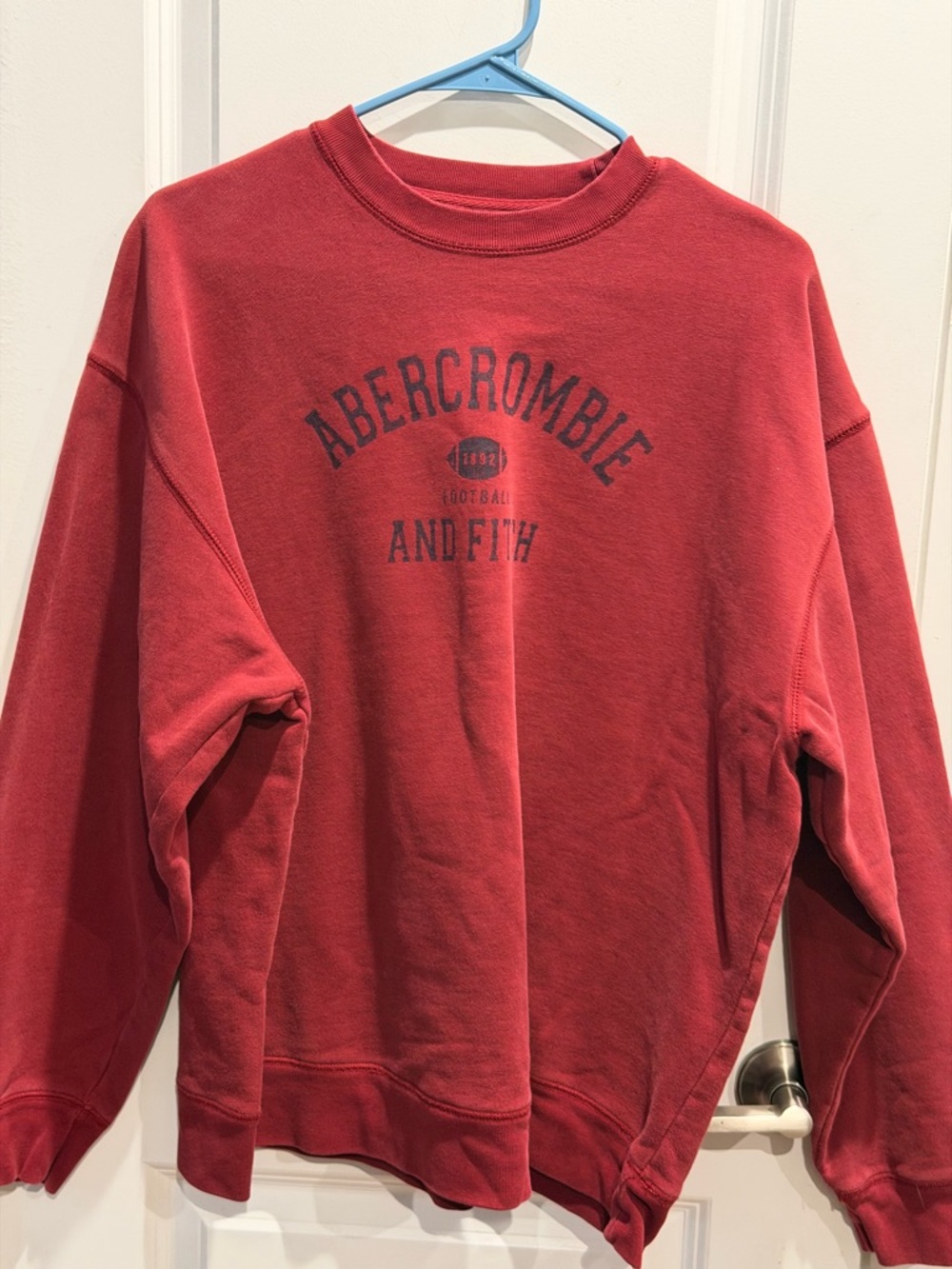 Vintage Abercrombie & Fitch Men's Red Logo Crewneck Sweatshirt Size L‎